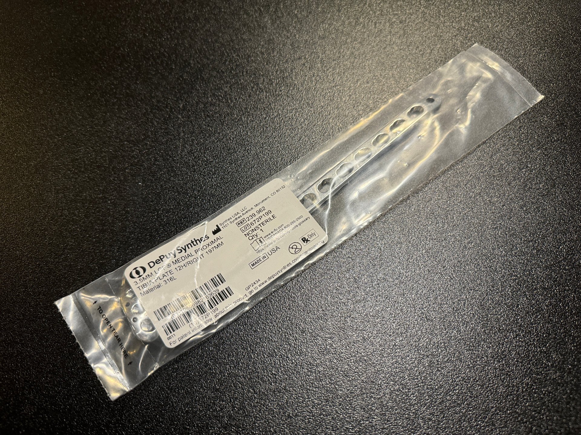 Synthes 239.962 LCP Medial Proximal Tibia Plate, 3.5mm X 197mm