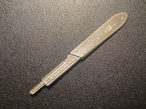 Surgical Knives and Scalpels for Sale