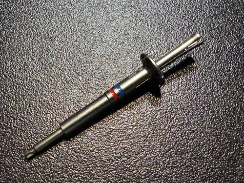 Photo of Synthes 314.67 Screwdriver Blade & Holding Sleeve for 1.5/ 2mm Screw Photo of Synthes 314.67 Screwdriver Blade & Holding Sleeve for 1.5/ 2mm Screw