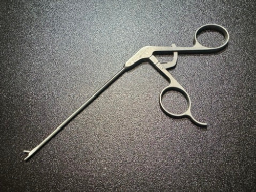 Photo of Arthrex AR-12500SR Arthroscopic Blunt Tip Grasper, STR, 3.4mm Photo of Arthrex AR-12500SR Arthroscopic Blunt Tip Grasper, STR, 3.4mm