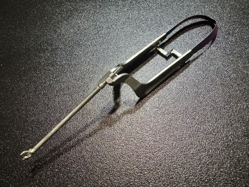 Photo of Aesculap FT450T Yasargil Mini Titanium Clip Applier, ANG Up, 70mm Photo of Aesculap FT450T Yasargil Mini Titanium Clip Applier, ANG Up, 70mm