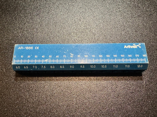 Arthrex AR-1886 Graft Sizing Block 4.5mm - 12mm Arthrex AR-1886 Graft Sizing Block 4.5mm - 12mm