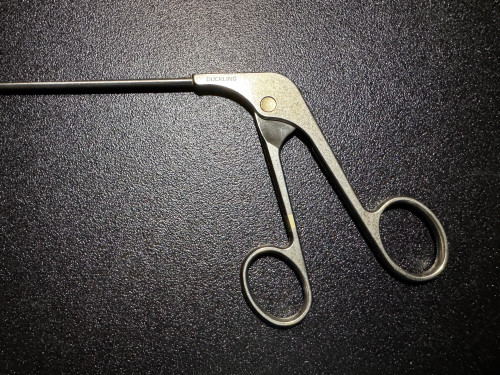 Handle photo of Acufex 012044 Arthroscopic Duckling Punch, Straight
