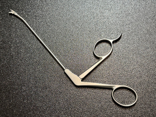 Handle photo of Linvatec SHUTT 31.16334 Arthroscopic Aggressor Forceps, 15° Up, 3.4mm