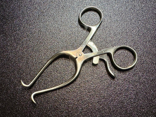 Photo of Symmetry 24-4015 Gelpi Retractor, 4.5"