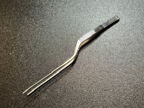 Photo of Jarit 130-415 Cushing Tissue Forceps, 1 X 2, 7.25" Photo of Jarit 130-415 Cushing Tissue Forceps, 1 X 2, 7.25"