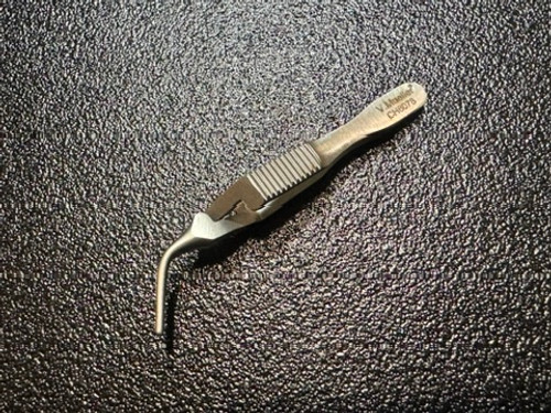 Photo of V. Mueller CH6078 Micro Bulldog Clamp, ANG, 2" Photo of V. Mueller CH6078 Micro Bulldog Clamp, ANG, 2"