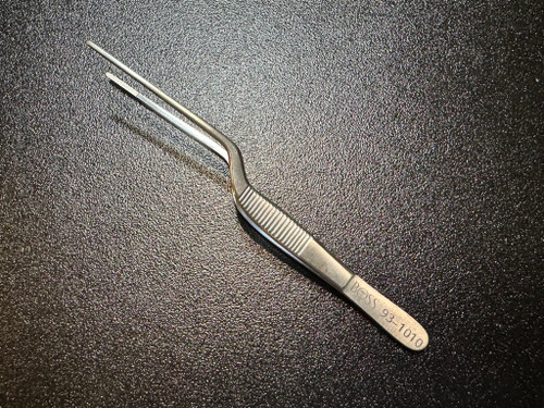 Handle photo of BOSS 93-1010 Lucae Ear Dressing Forceps, 5.5"