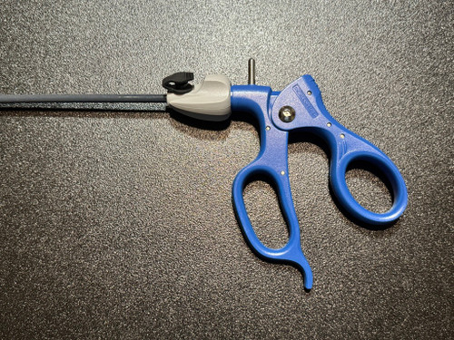 Handle photo of Snowden-Pencer SP90-6383 Laparoscopic Maryland Dissector, 5mm X 36cm