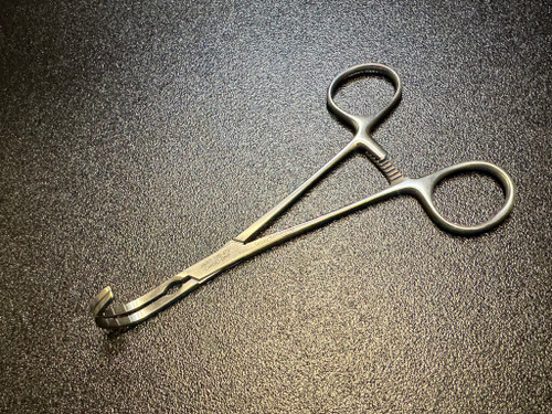 Photo of Jarit 320-470 Beck Vessel Clamp, STR, 6"