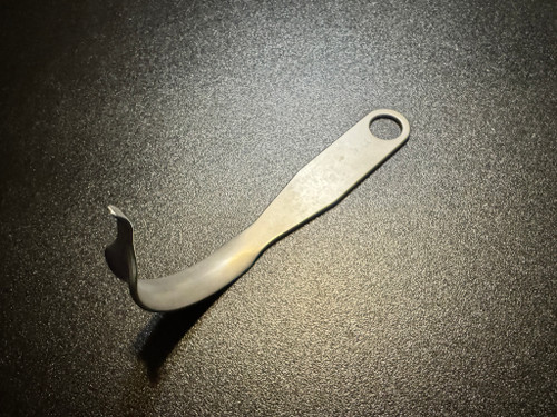 Photo of MedEnvision ME-EC0004 Curved Single Prong Acetabular Retractor #4