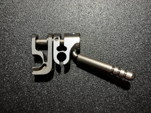 Photo of Integra 4040 Omni-Tract SnapClamp Blade Holder