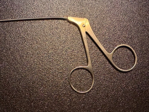 Handle photo of BOSS 71-4040 Alligator Cup Forceps, STR, 2mm Cup, 200mm