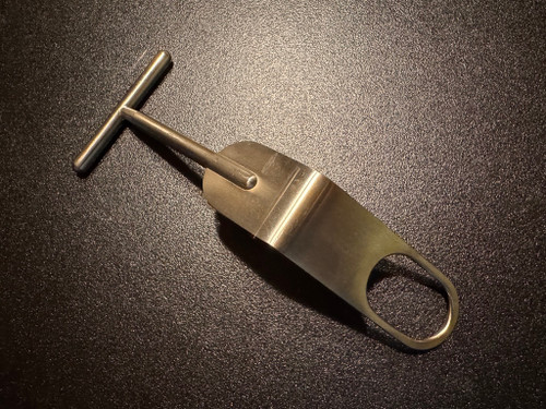 Top photo of KMedic KM46907 Fukuda Shoulder Retractor, 1.25" X 3.25"