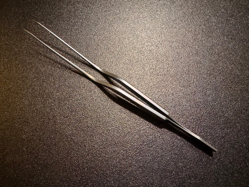 Top photo of Codman 80-1505 MALIS Micro Bayonet Forceps, ANG Up, 0.5mm Tips