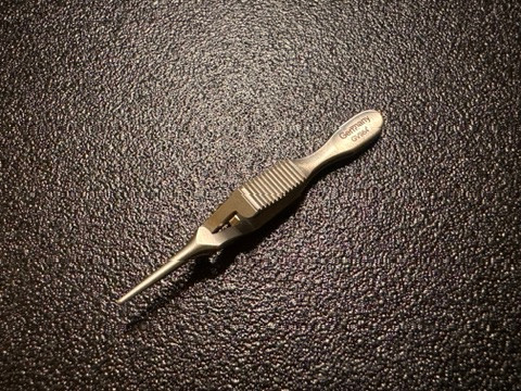 Photo of Aesculap MB741R Diethrich Micro Bulldog Clamp, STR, 16mm Jaw