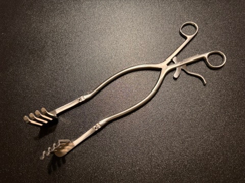 Photo of V. Mueller B-0105 Beckman-Adson Retractor, 25mm Blunt, 12"