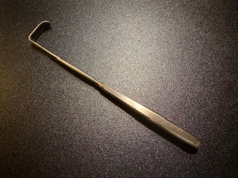 Side photo of Konig MDS1831001 Langenbeck Retractor, 1.25" X 0.5" Blade