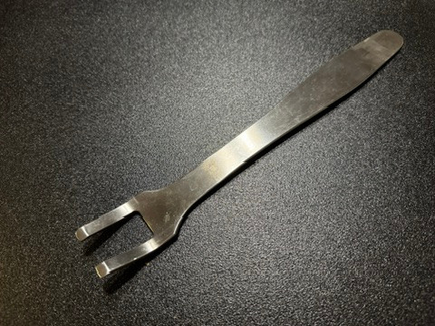 Photo of Depuy 2581-00 Dual Prong Blount Retractor