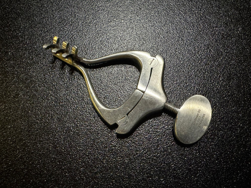 Handle photo of Codman 50-1227 Jansen Mastoid Retractor, 3 X 3, Blunt, 4"