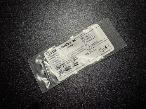 Photo of Synthes 207.632 4.0mm Cannulated Screw, Short-Thread, 32mm