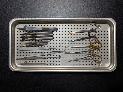 Photo of V. Mueller Dermal Biopsy Instrument Set