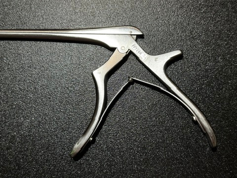 Handle photo of Aesculap FF728R Kerrison Rongeur 5mm, 40° Up, 8"