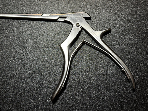 Handle photo of Codman 80-1343 Hardy Sella Punch, 40° Down, 2mm
