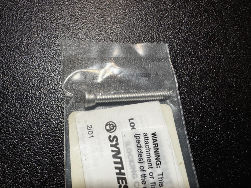 Screw photo of Synthes 02.204.038 4mm Locking, Self Tapping Screw, 38mm