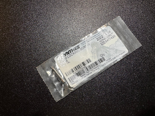 Photo of Synthes 222.584 4.0mm Locking Screw 26mm