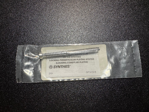 Screw photo of Synthes 02.207.280 7.3mm Cannulated Conical Screw 80mm