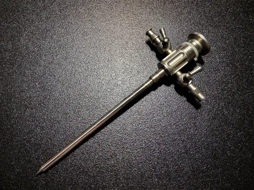 Cannula photo of Stryker 747-031-650 6.5mm Rotating Inflow/Outflow Cannula w/ Obturator