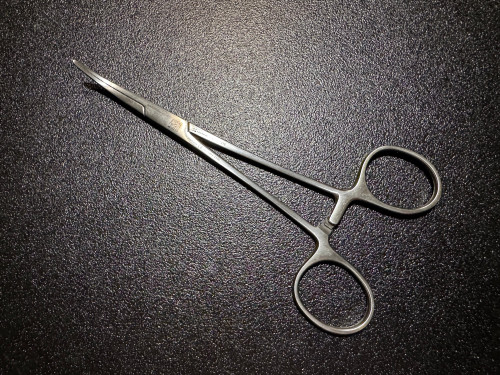Handle photo of Symmetry 15-7316 Crile Artery Forceps, CVD, 6.25" (New)