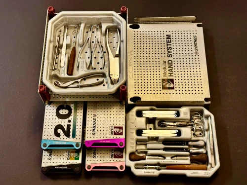Photo of Synthes 145.200 Titanium Modular Hand System
