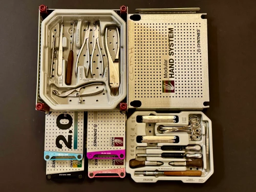 Top photo of Synthes 145.200 Titanium Modular Hand System