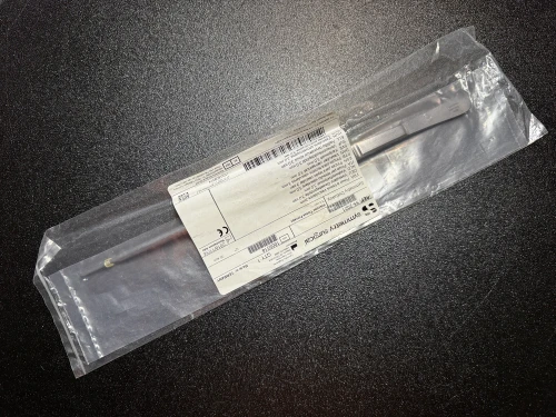 Package photo of Symmetry 55-2021 DeBakey Vascular Forceps, 3mm, 12" (New)