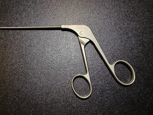 Handle photo of Acufex 012201 Arthroscopic Posterior Upbiter Punch