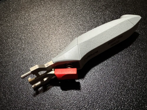 Photo of Depuy 254505436 Attune Insert Trial Handle