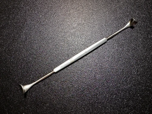Photo of Symmetry 50-5608 Boley Retractor, No 1, Double Ended, 6.25"