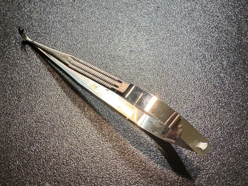 Side photo of Symmetry 55-8178 Micro Vascular Scissors, 120° Angle, 6.25" Side photo of Symmetry 55-8178 Micro Vascular Scissors, 120° Angle, 6.25"