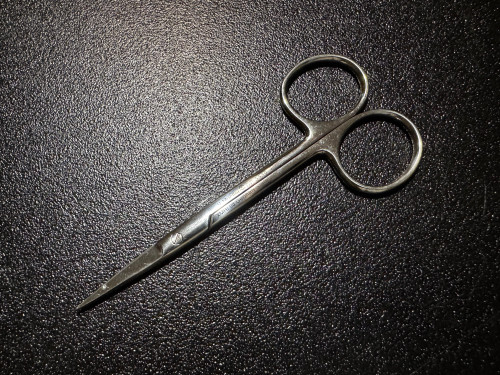 V. Mueller OP5530 Knapp Iris Scissors, Sharp, STR, 4"