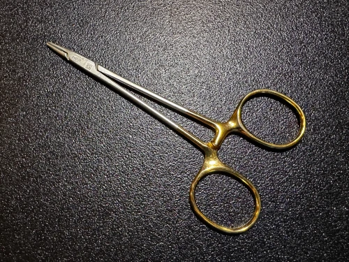 Handle photo of Aesculap BM010R Halsey Needle Holder, TC, 4.75"