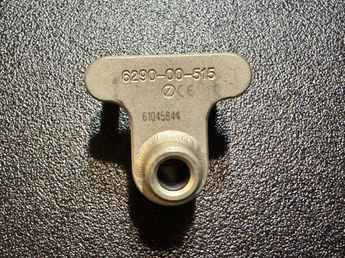 Bottom photo of Zimmer 6290-00-515 Tibial Alignment Adaptor Bottom photo of Zimmer 6290-00-515 Tibial Alignment Adaptor