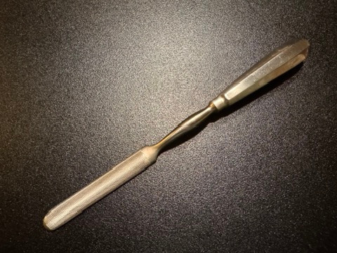 Photo of V. Mueller OS4462 Bayonet Bone File