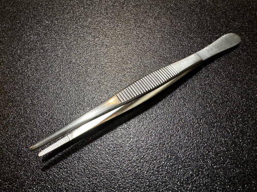 Photo of V. Mueller SU2303 Dressing Forceps, 6"