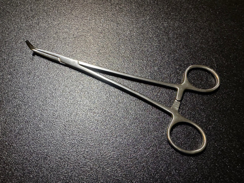 Handle photo of Aesculap BH167R Crile Forceps, CVD, 6.25"
