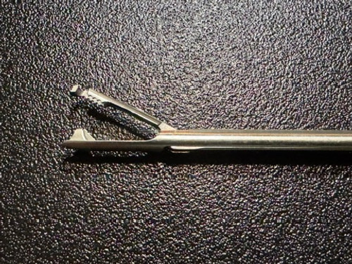 Jaw photo of Depuy Mitek 214140 Expressew III Flexible Suture Passer