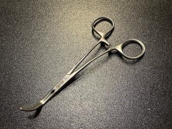 Aesculap FB578R DeBakey Subramanian Aortic Clamp, 70°, 6 1/8