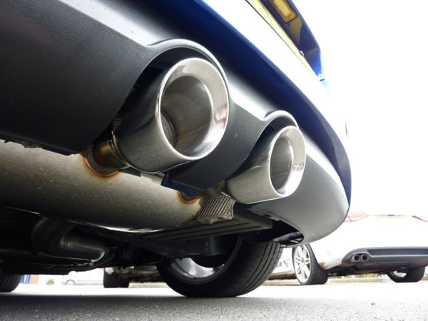 Milltek Resonated Cat Back Exhaust System - Volkswagen Golf MK5 R32 3.2 V6