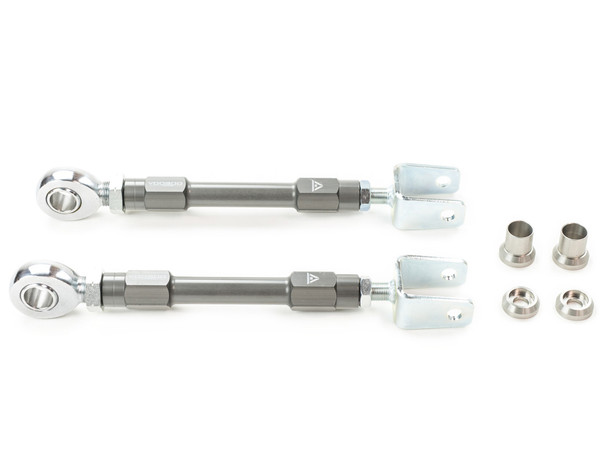 Voodoo13 Adjustable Rear Traction Arm Pair - Nissan 350Z / Infinity G35
